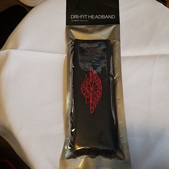 jordan dri fit headband
